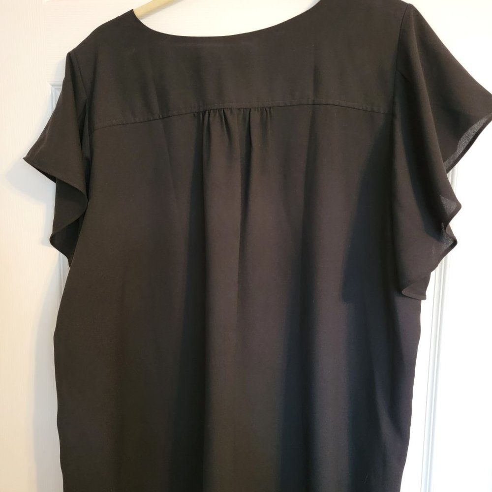 Plus Size Black Flutter Sleeve Top By Loft Size 18 - image 3